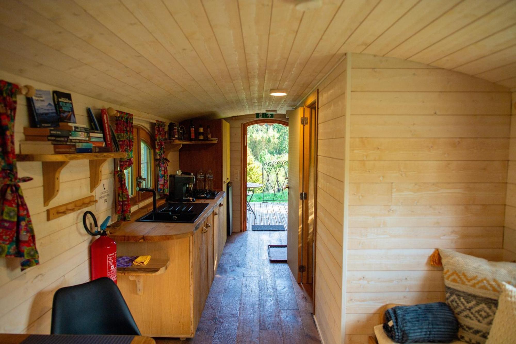 La Tiny House De La Bergerie Lierneux Exterior foto