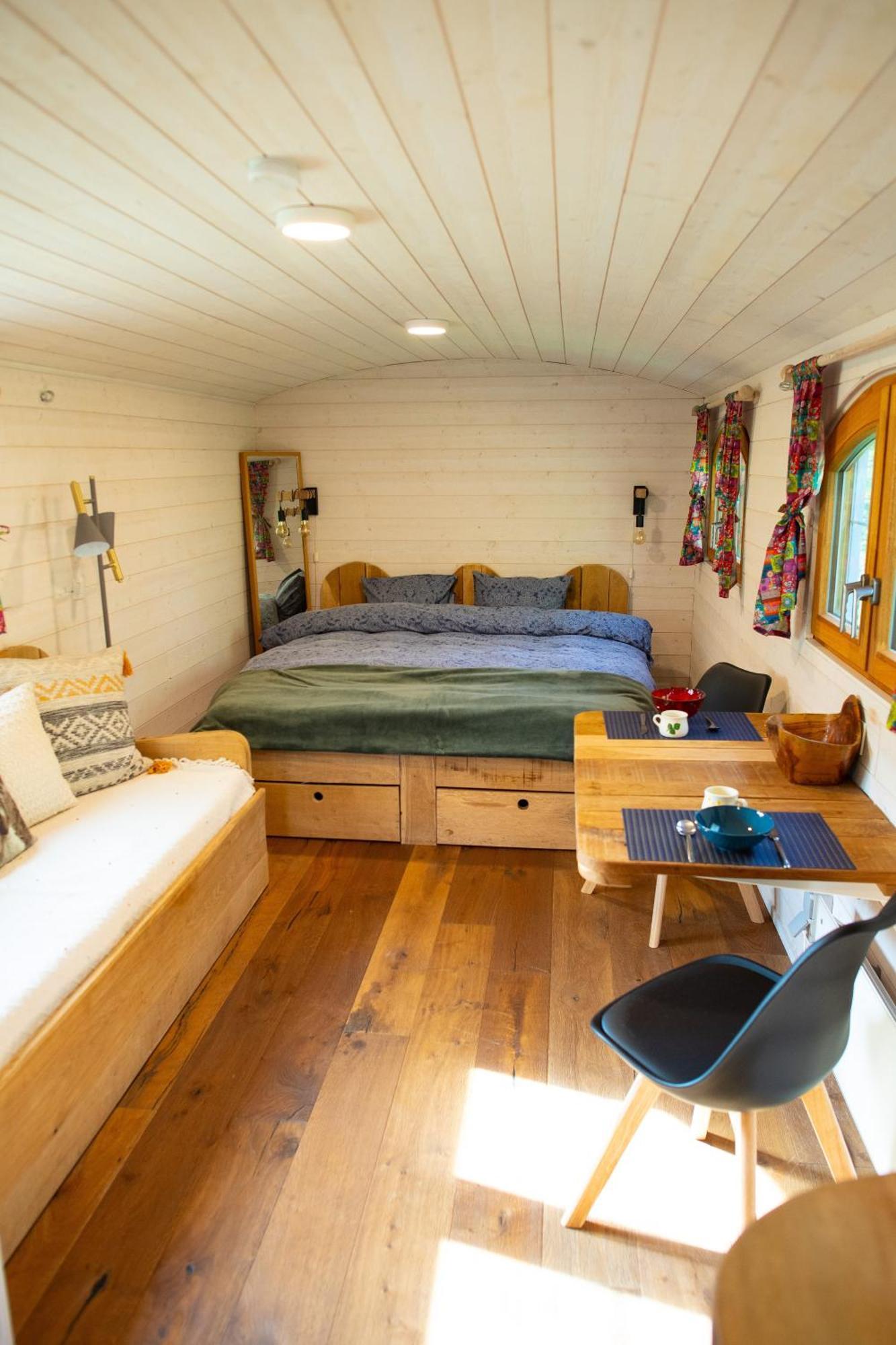 La Tiny House De La Bergerie Lierneux Exterior foto